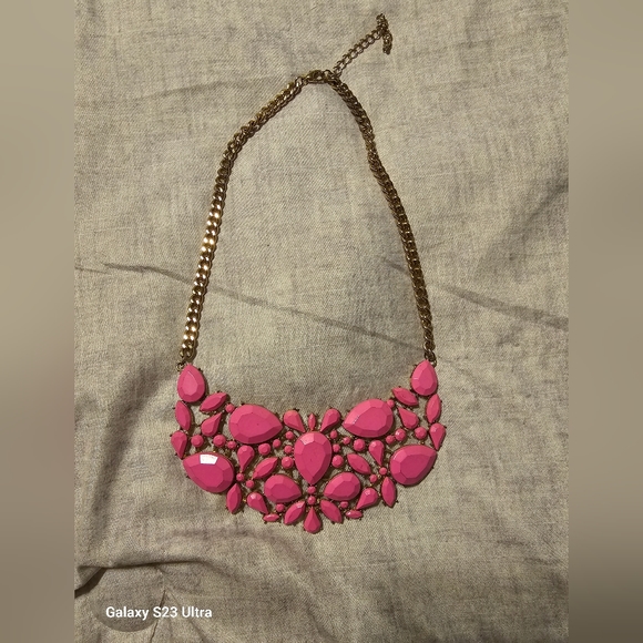 Ladies Necklaces - Picture 3 of 6